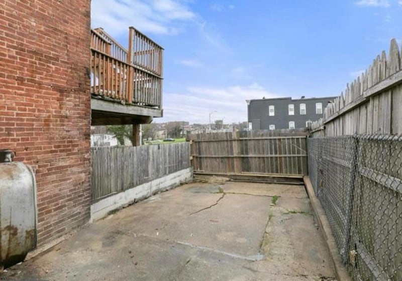 Building Photo - 2002 E Preston St