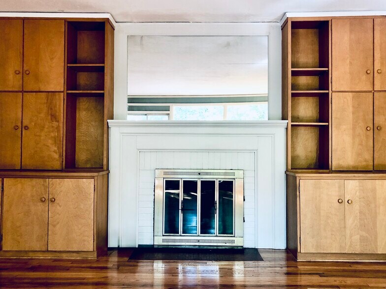 Building Photo - 705 Morningside Dr