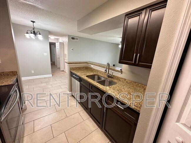 Building Photo - 5600 Devonbriar Way