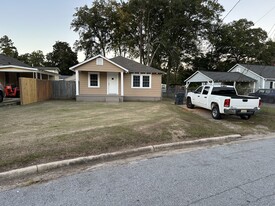 Building Photo - 1808 16th Pl