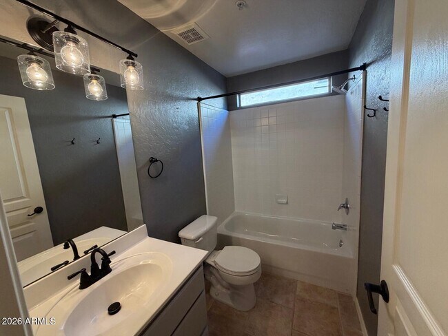 Building Photo - 10299 E Mallow Cir