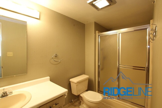 Building Photo - 228 13th Ave S