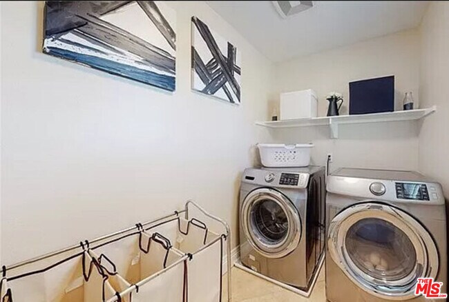 Building Photo - 19320 Carranza Ln