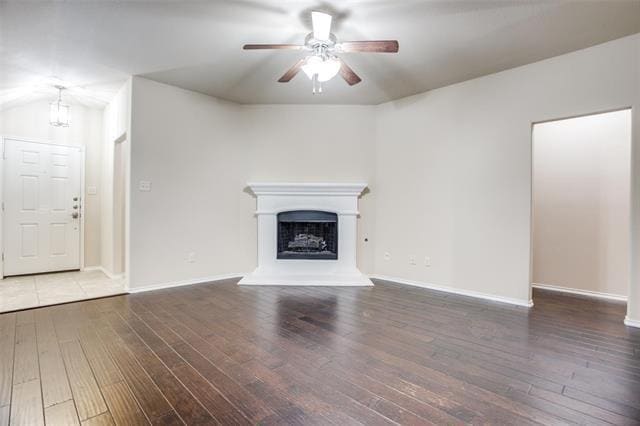 Building Photo - 233 Red Hawk Pl