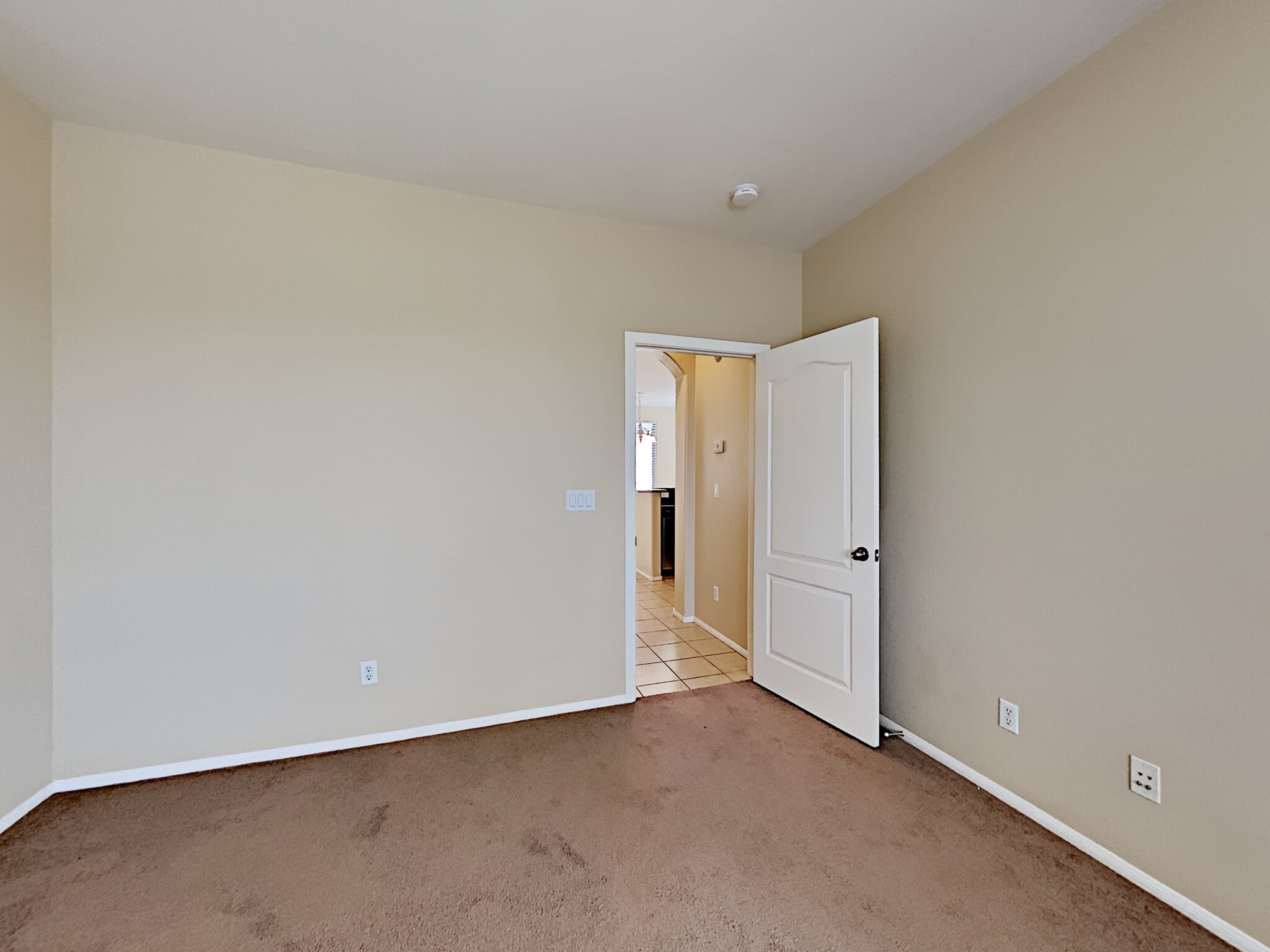 Building Photo - 632 Mauna Kea Pl