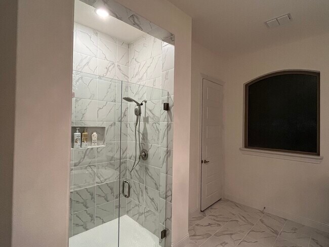 Building Photo - 3220 Zenyatta Ct