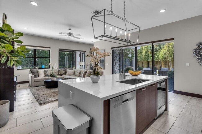 Building Photo - 16184 SW 136 Way