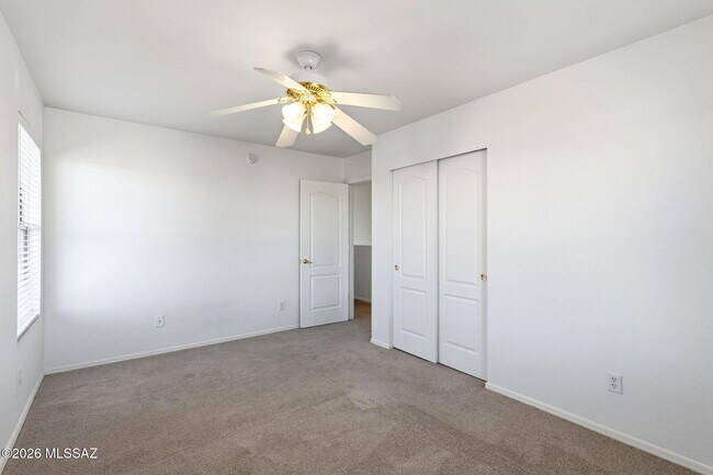 Building Photo - 4821 E Twinflower Pl