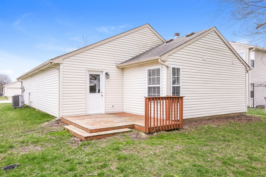 Building Photo - 280 Harts Ford Way