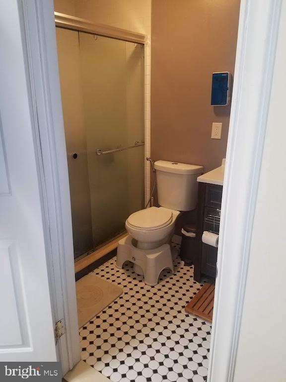 Building Photo - 319 Market St