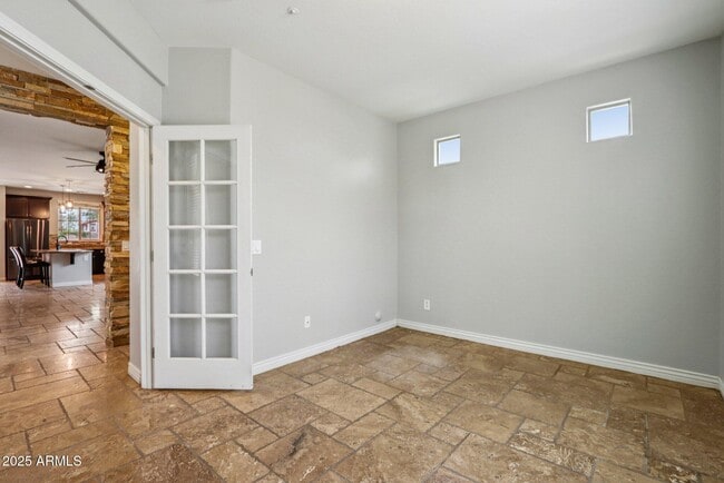 Building Photo - 7351 W Palo Brea Ln