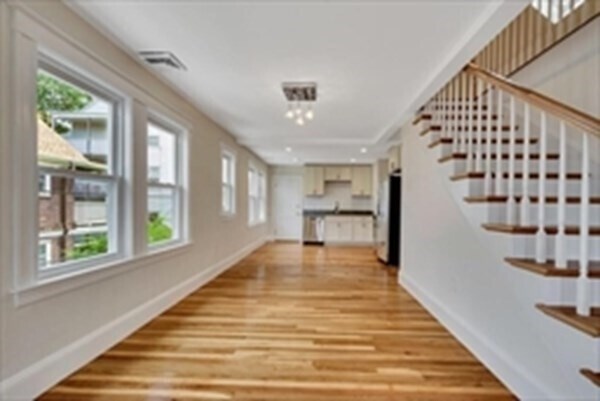 Building Photo - 25 Sheafe St