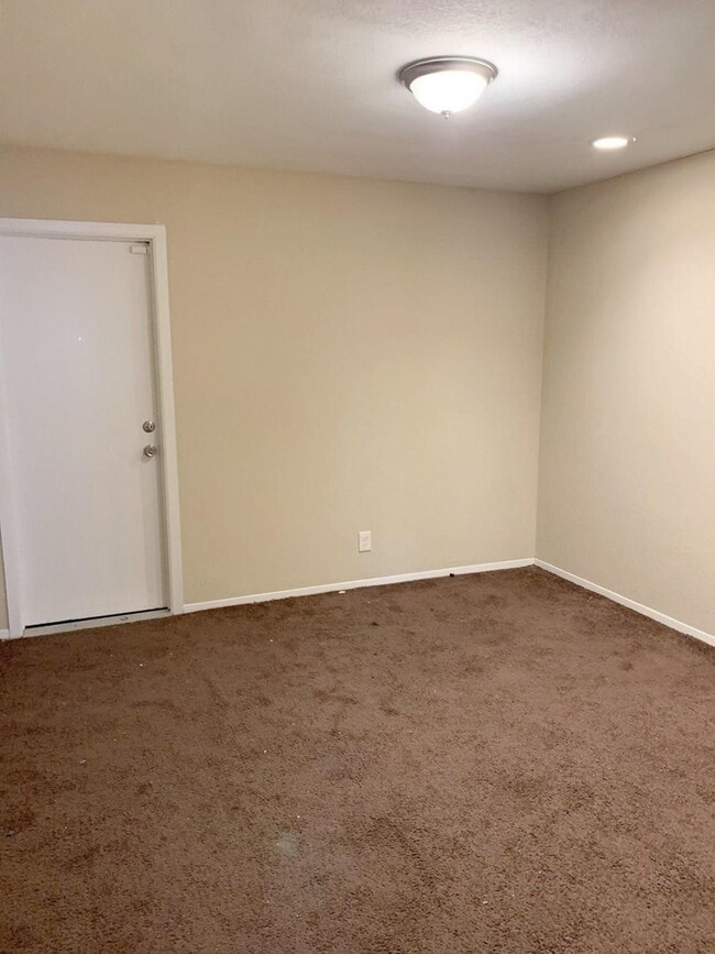 Building Photo - 13711 Carsa Ln