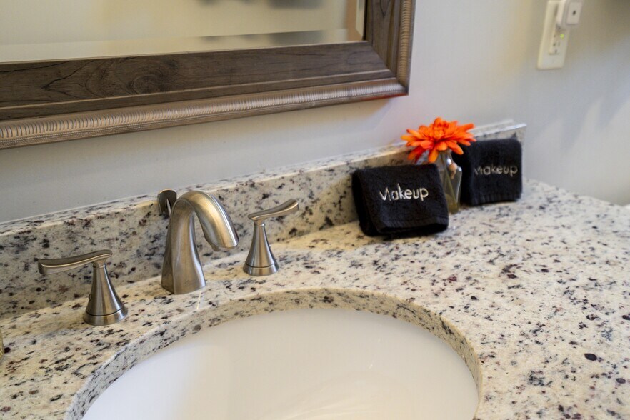 2nd Bathroom Sink - 1922 14th Ave N