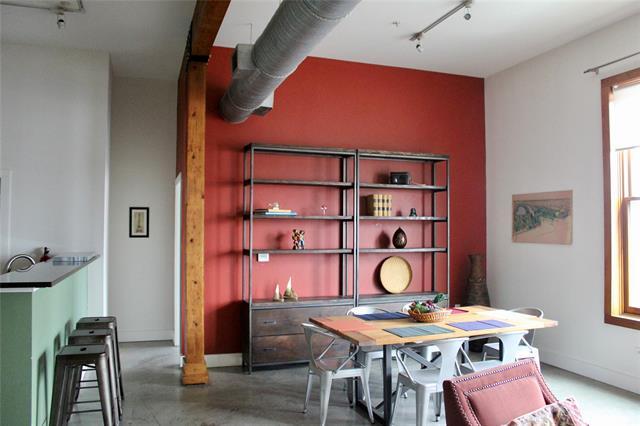 Building Photo - 2502 Live Oak St