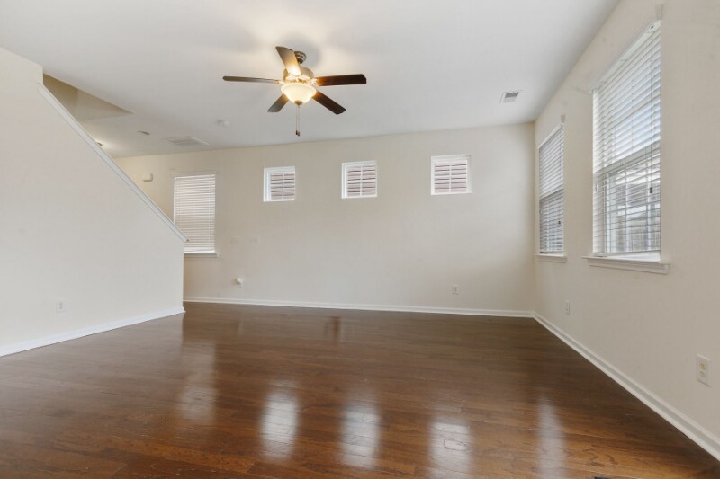 Building Photo - 9814 Lone Cypress Ln