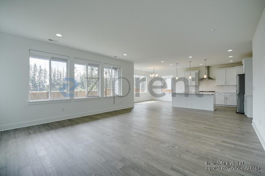 Building Photo - 23625 SE 271st Pl