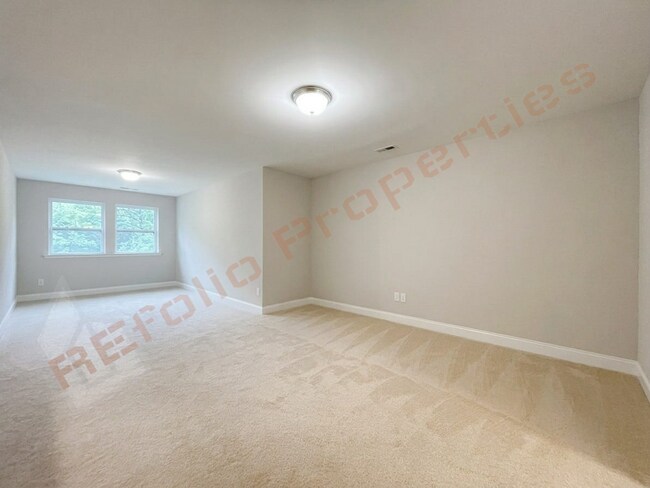 Building Photo - 139 Manordale Dr
