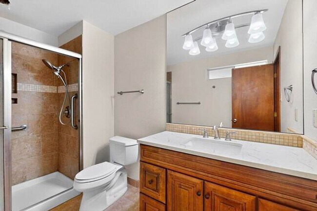 Building Photo - Picture Perfect 3 Bedroom Home in Southeas...