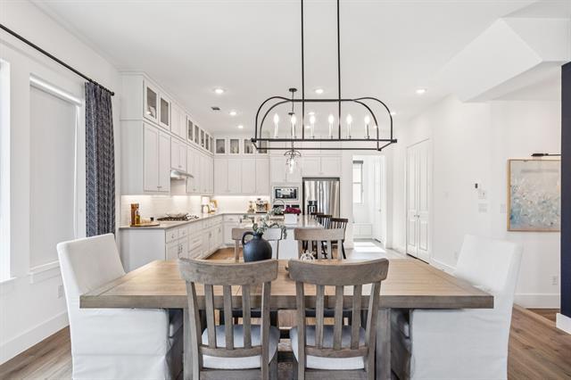 Building Photo - 8120 Bromley Dr