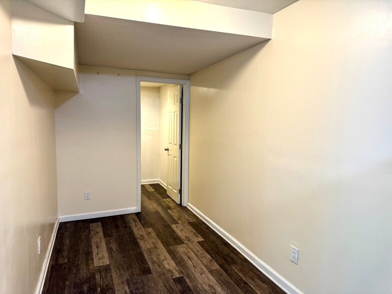 Building Photo - 7438 Orien Ave