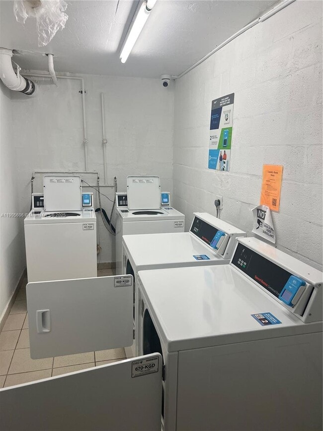 Building Photo - 401 Ocean Dr