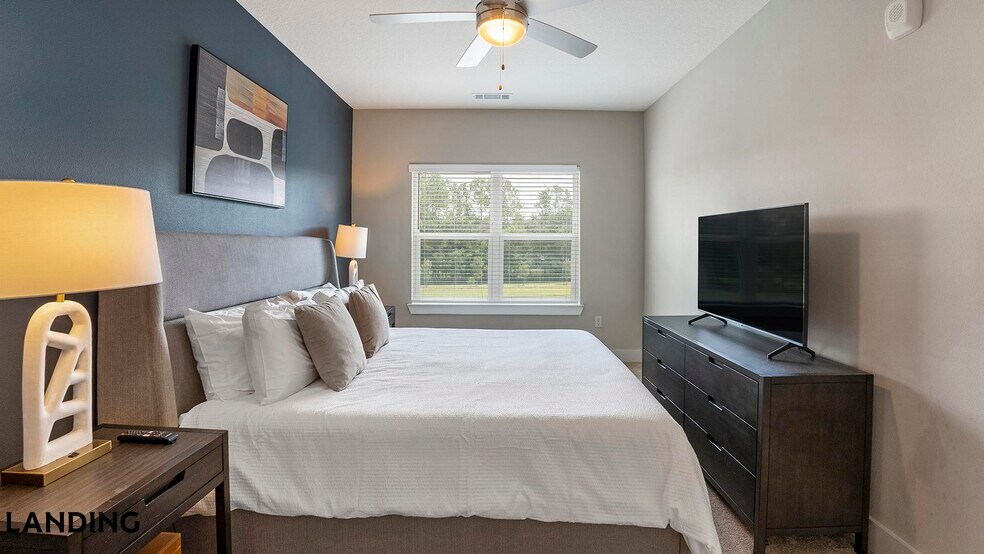 Building Photo - 3505 S Nelson Cir