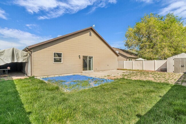 Building Photo - 138 Sam Gates Rd