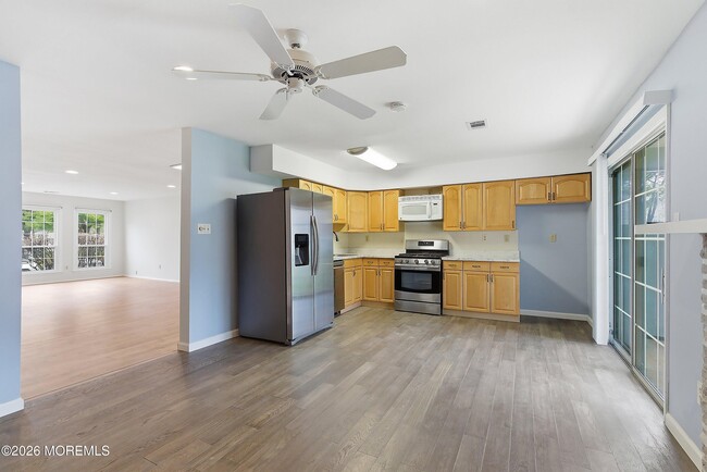 Building Photo - 280 Fairfield Pl