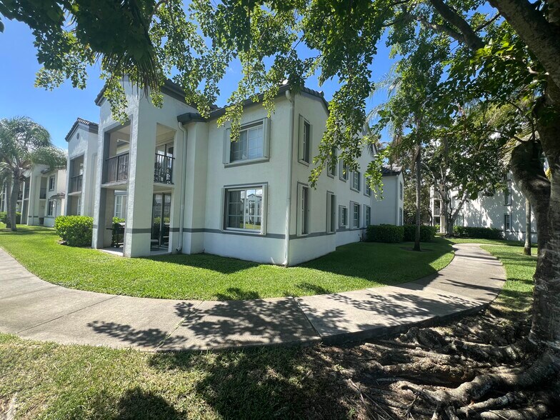 Building Photo - 4520 NW 107th Ave