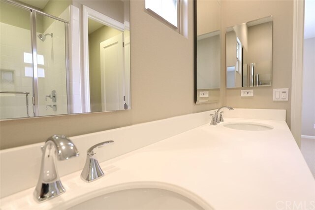 Building Photo - 112 Firefly