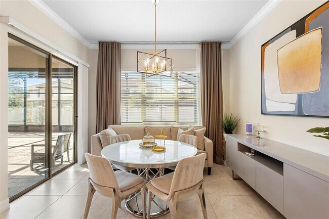 Building Photo - 8000 Leaf Grv Cir