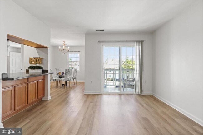 Building Photo - 110 Westwick Ct