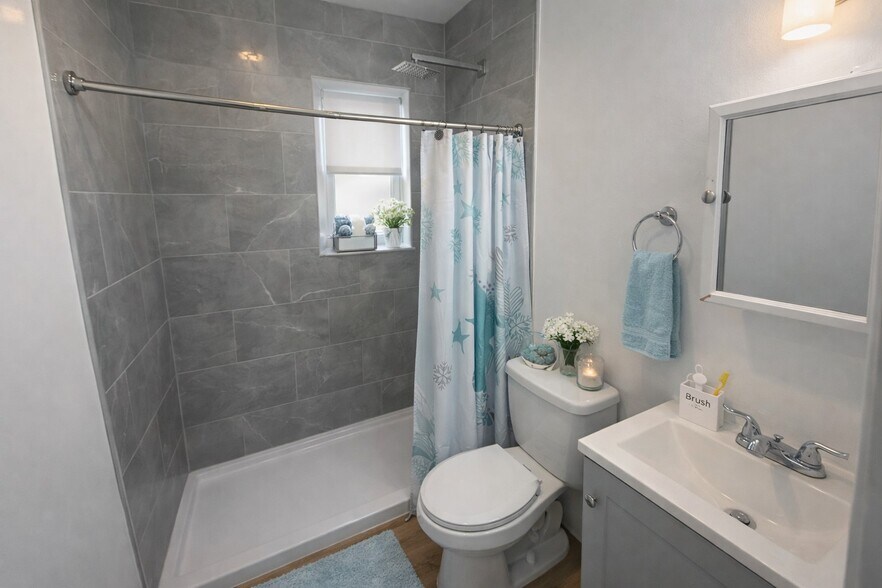 Building Photo - 80 Malcolm Ave