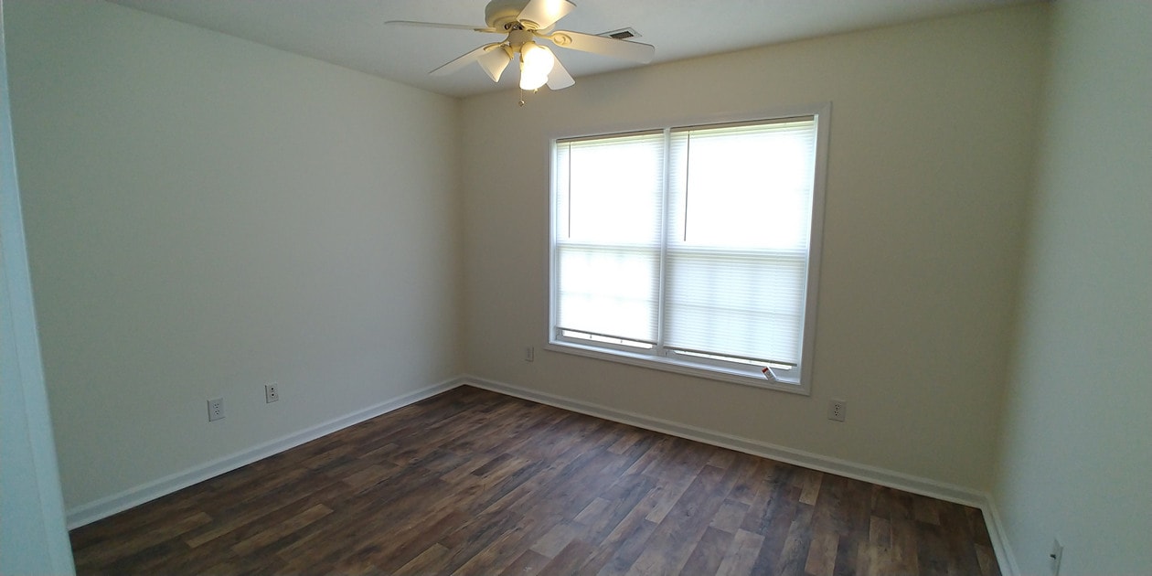 Building Photo - 1289 Gailard Dr