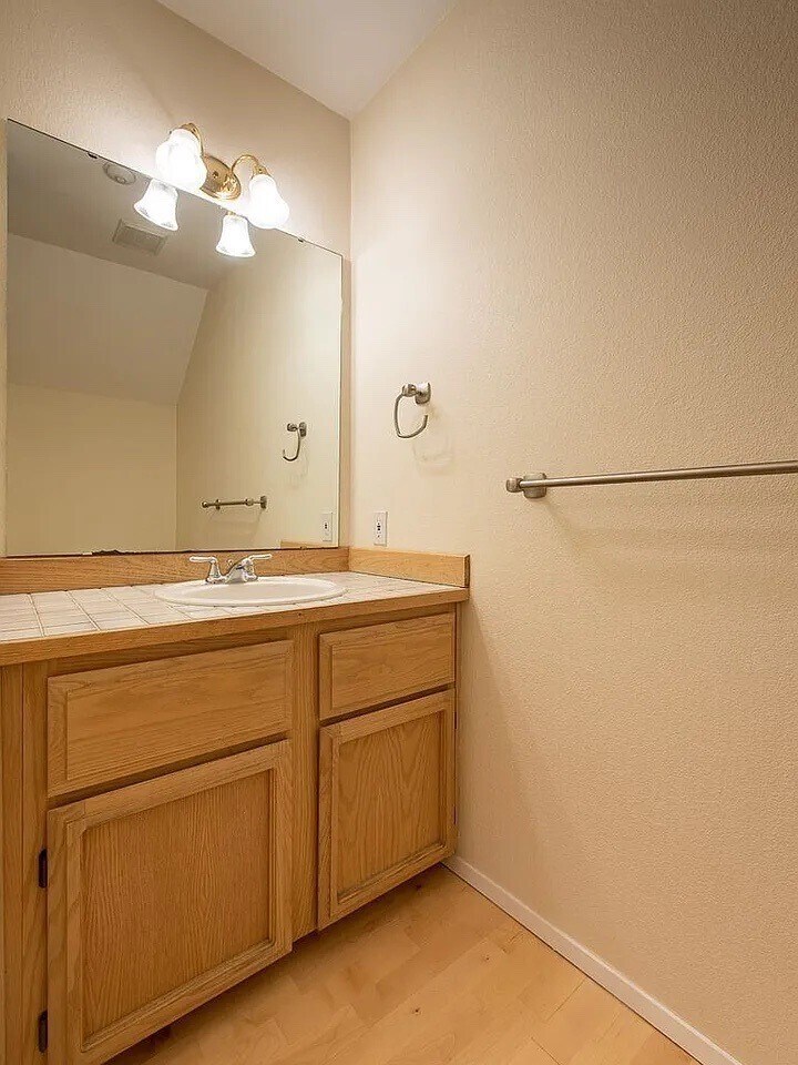 Building Photo - 7250 Old Redmond Rd