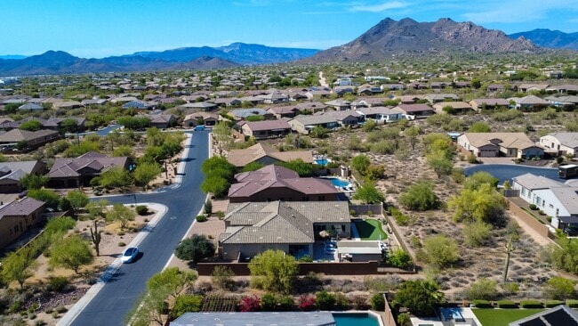 Building Photo - Spacious 4BR House in Cave Creek