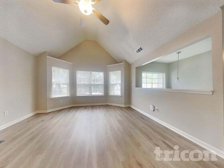 Building Photo - 11569 Registry Blvd