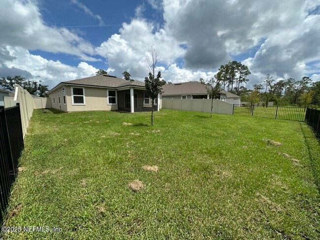 Building Photo - 66108 Edgewater Dr