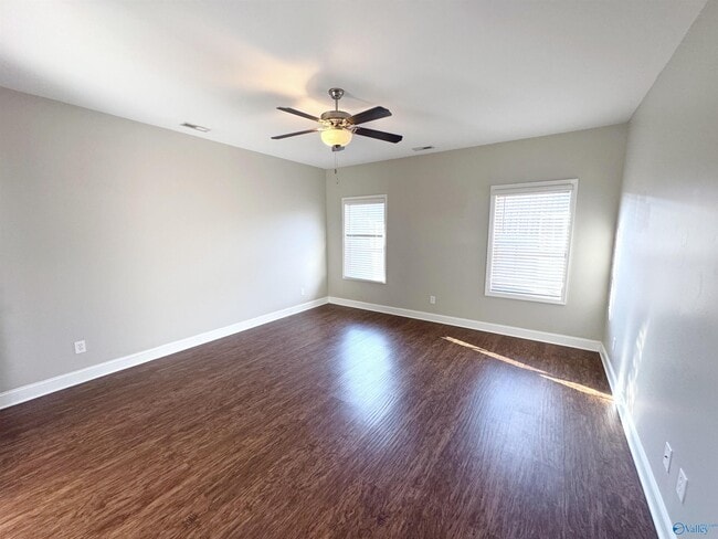 Building Photo - 120 James Parcus Cir