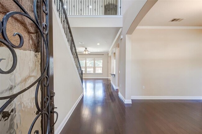 Building Photo - 16009 Jeffs Ln