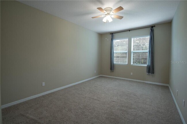 Building Photo - 14450 Desert Haven St