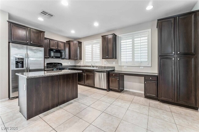 Building Photo - 11371 Merado Peak Dr