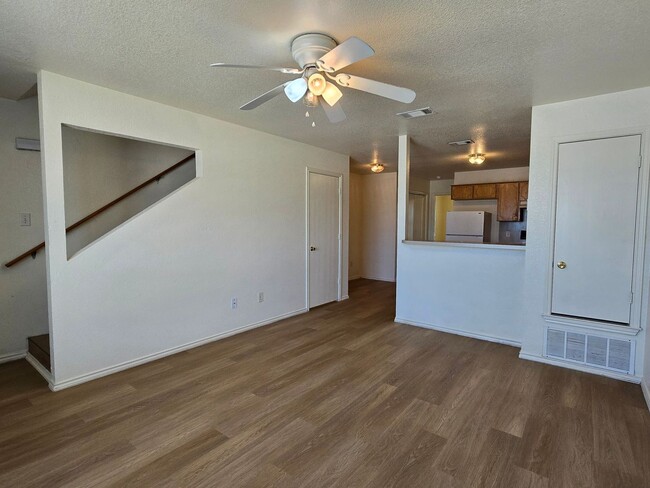 Building Photo - 3406 Zephyr Rd