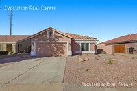 Building Photo - 3130 S 81st St