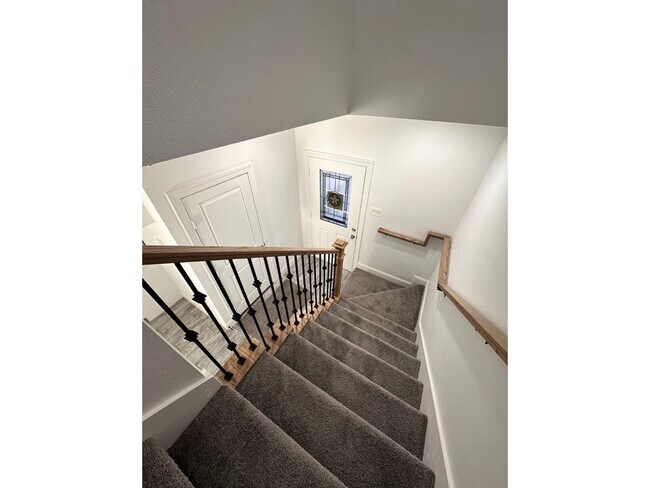 Building Photo - 7710 Darnay Dr