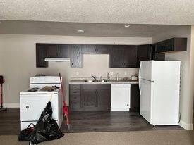 Primary Photo - 1404 4th Ave SW