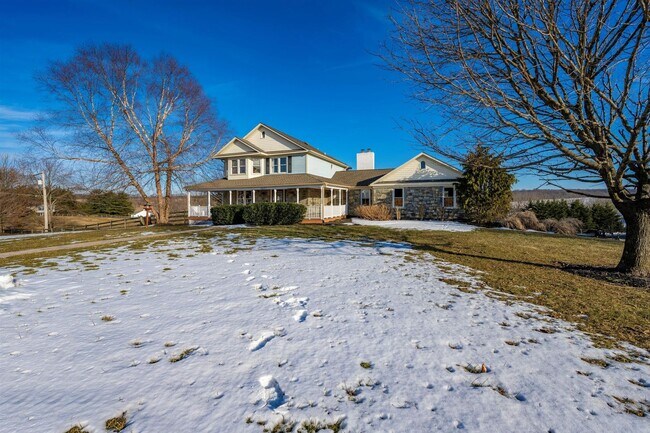 Building Photo - WELLER ESTATES