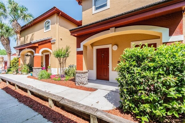 Building Photo - 2265 Portofino Pl