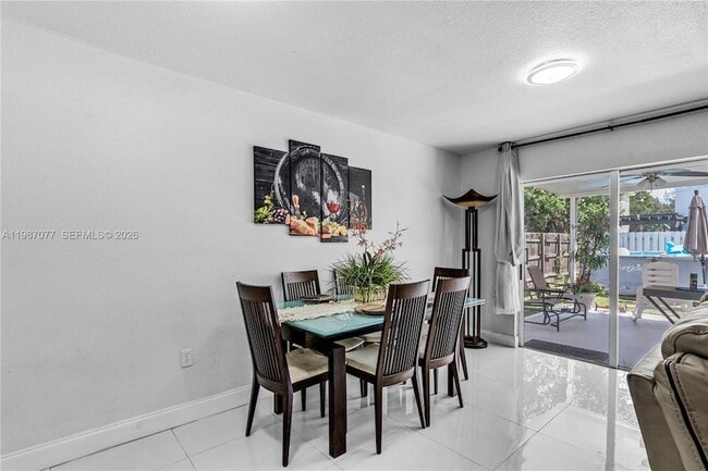 Building Photo - 26309 SW 136th Pl